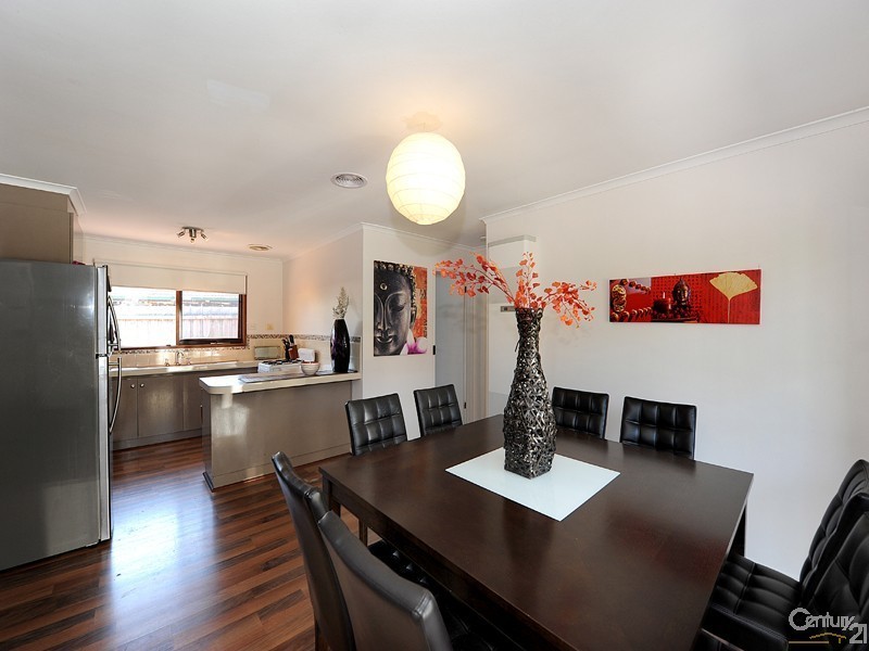 9  Marsden Court, Cranbourne North VIC 3977