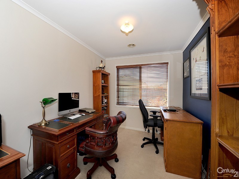 4 Britannia Close, Narre Warren South VIC 3805