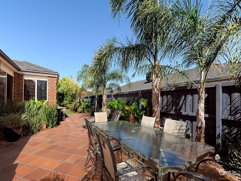 4 Britannia Close, Narre Warren South VIC 3805