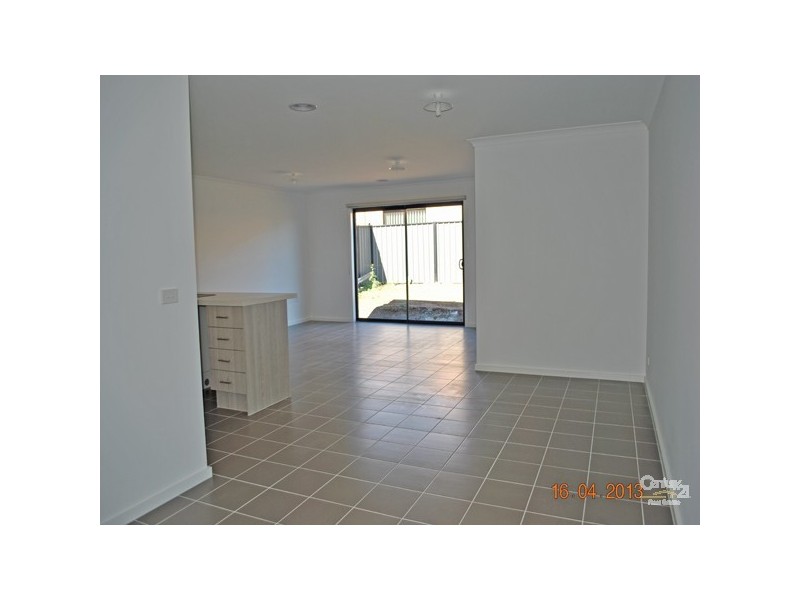 22 Karabair Street, Clyde North VIC 3978