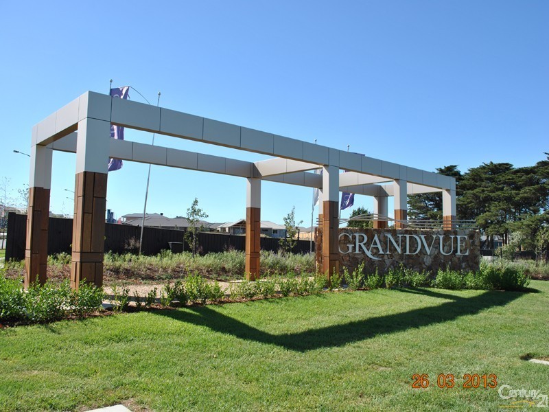 60 Majestic Drive, Officer VIC 3809