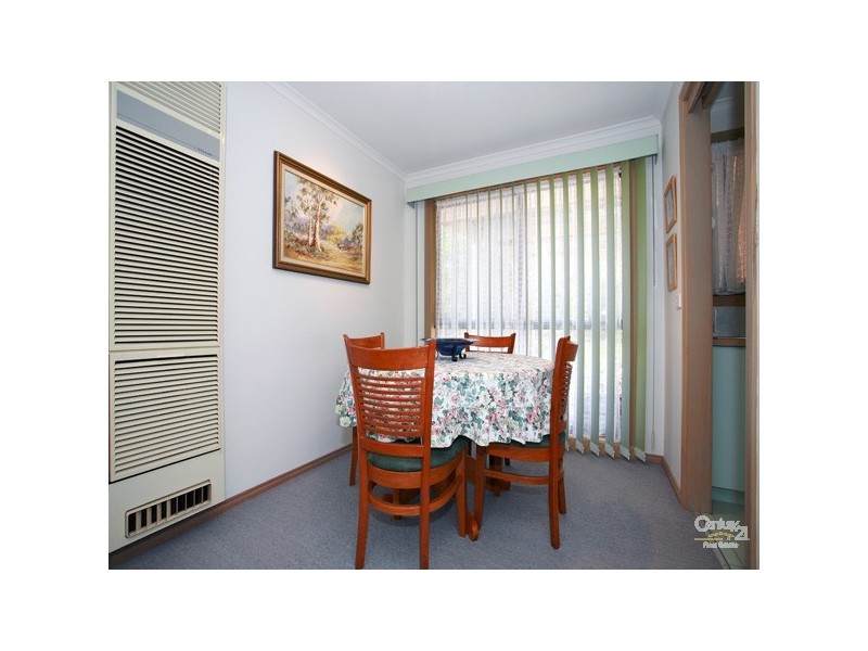2 Adelong Court, Berwick VIC 3806