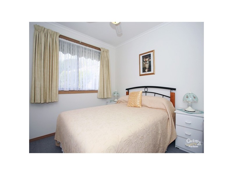 2 Adelong Court, Berwick VIC 3806