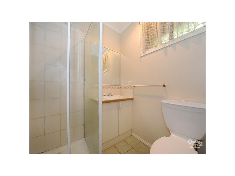 2 Adelong Court, Berwick VIC 3806