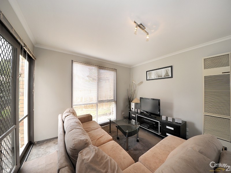 2/13 Wallowa Crescent, Narre Warren VIC 3805