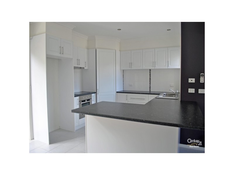 2/56 Albert Road, Hallam VIC 3803