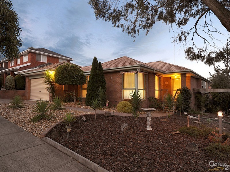 10 Briscoe Court, Endeavour Hills VIC 3802