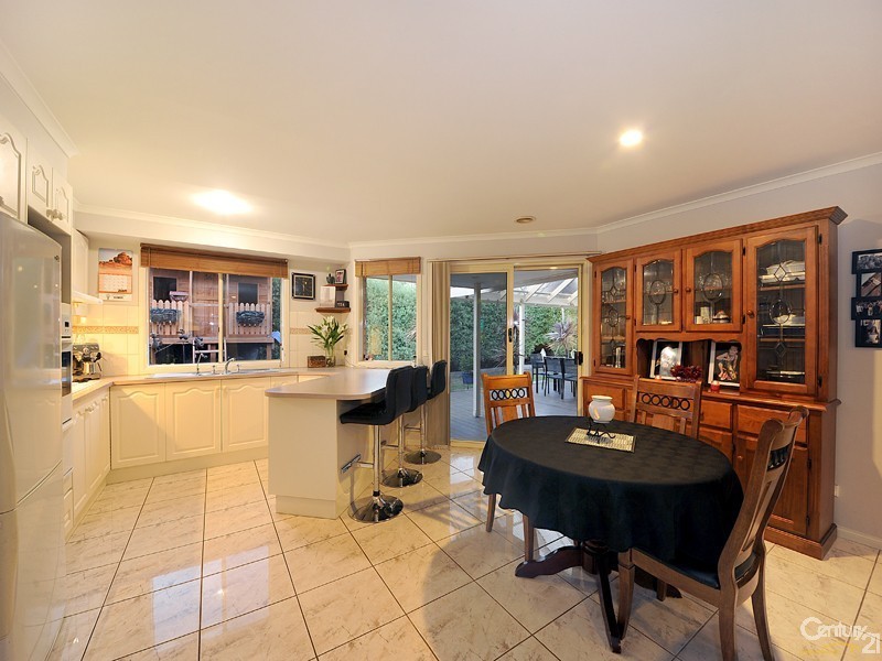 7 Walcott Place, Narre Warren South VIC 3805