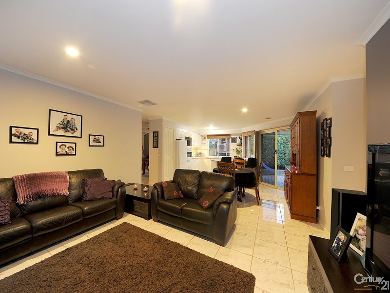 7 Walcott Place, Narre Warren South VIC 3805