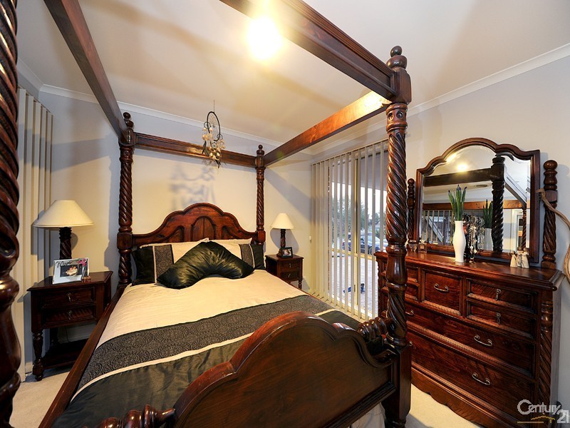 7 Walcott Place, Narre Warren South VIC 3805