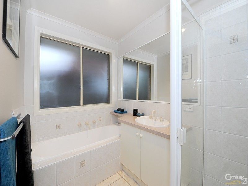 7 Walcott Place, Narre Warren South VIC 3805