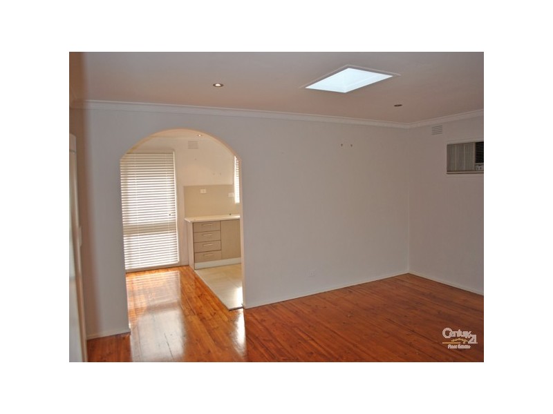 25 Upton Crescent, Narre Warren VIC 3805