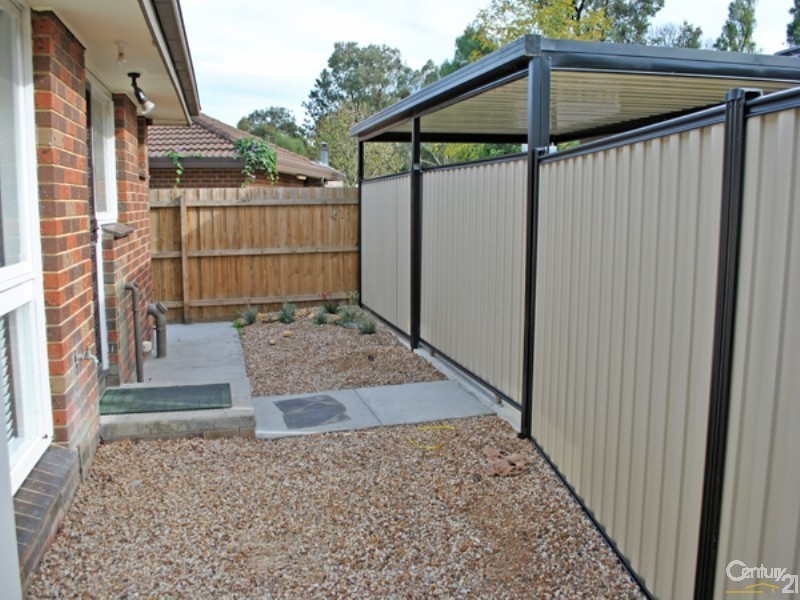 25 Upton Crescent, Narre Warren VIC 3805