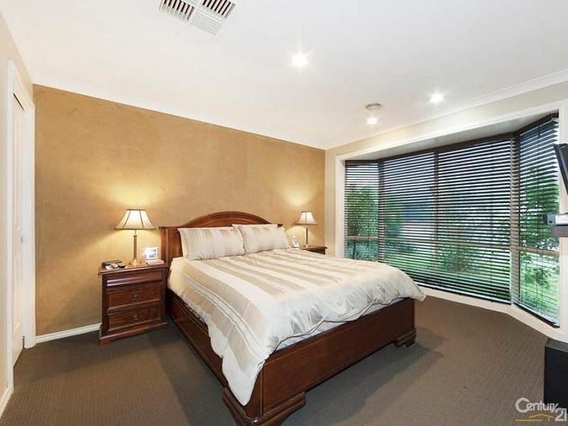 9 Rodlarni Crescent, Berwick VIC 3806