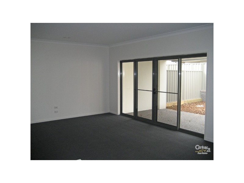 16 Meridian Circuit, Berwick VIC 3806