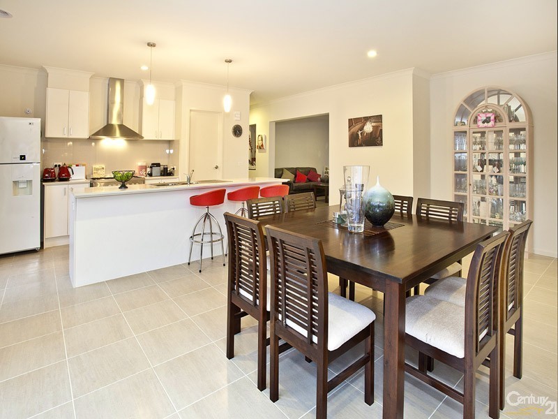 31 Datura Avenue, Cranbourne North VIC 3977