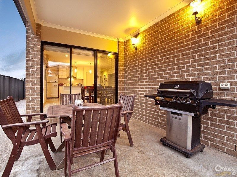 31 Datura Avenue, Cranbourne North VIC 3977