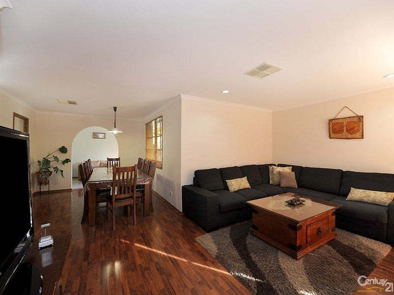 4 Thanos Court, Hampton Park VIC 3976