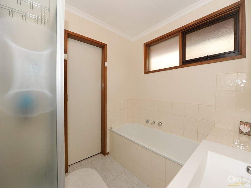 4 Thanos Court, Hampton Park VIC 3976