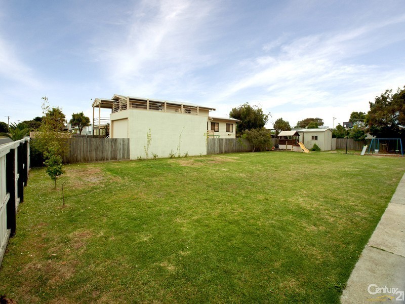 19-21 Surfers Drive, Cape Woolamai VIC 3925