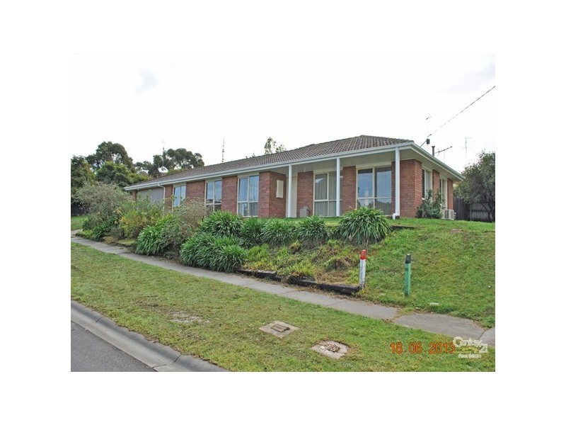 91 Eagle Drive, Pakenham VIC 3810