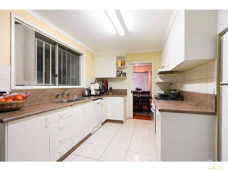 3 Sorbus Close, Endeavour Hills VIC 3802