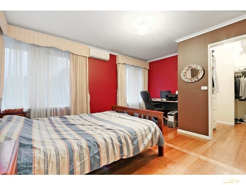 3 Sorbus Close, Endeavour Hills VIC 3802