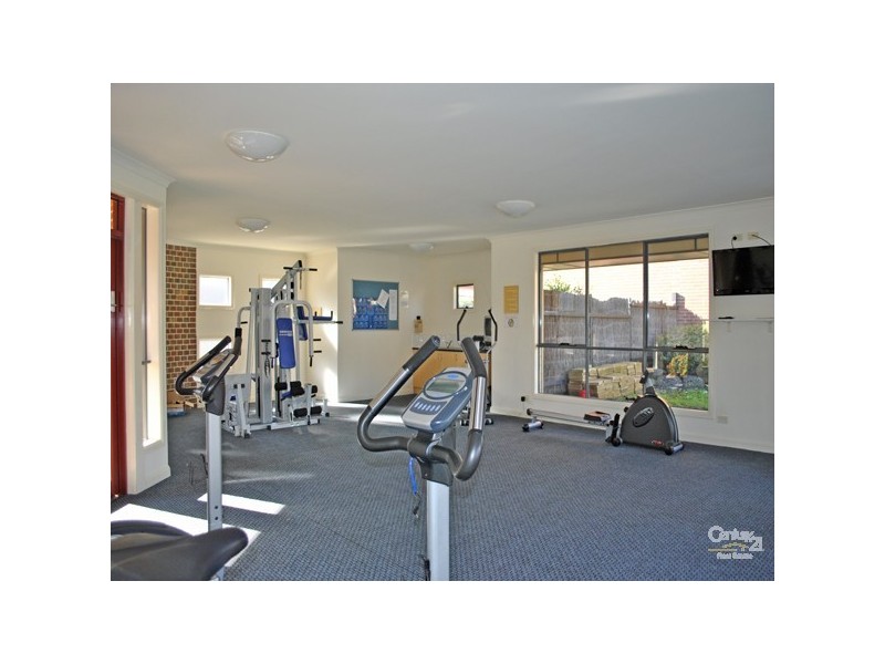 42/18-26 Marlesford Crescent, Berwick VIC 3806