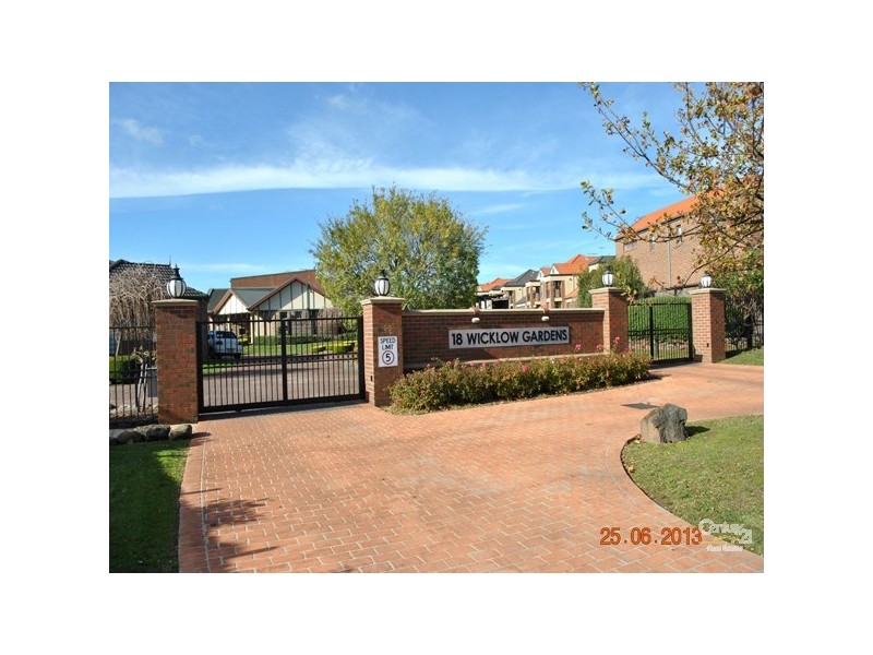 42/18-26 Marlesford Crescent, Berwick VIC 3806