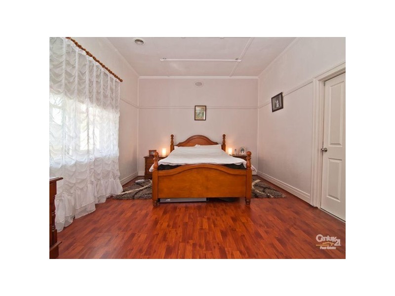 6 Hopetoun Street, Dandenong VIC 3175