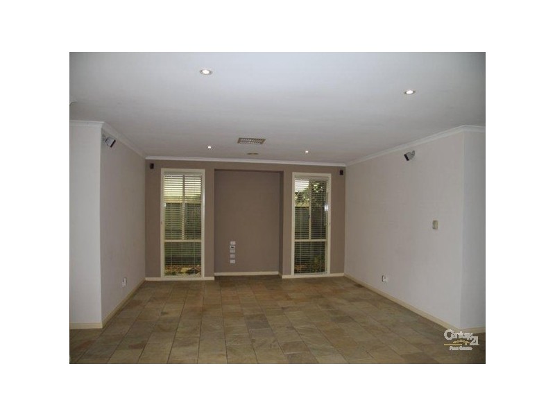 23 Galloway Drive, Narre Warren South VIC 3805