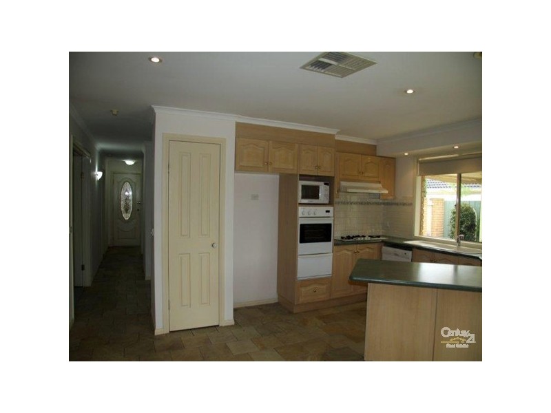 23 Galloway Drive, Narre Warren South VIC 3805