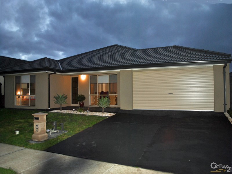 49 Bushranger Boulevard, Cranbourne East VIC 3977