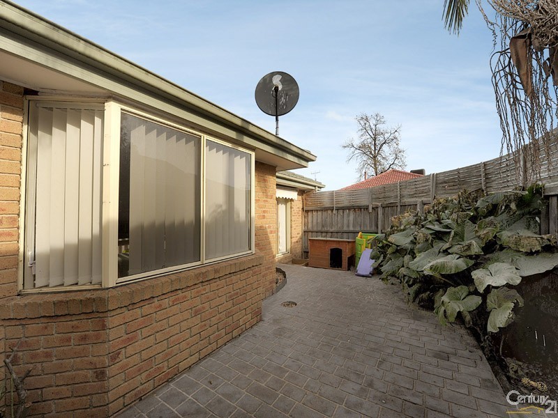 2/22 Shrives Road, Narre Warren VIC 3805