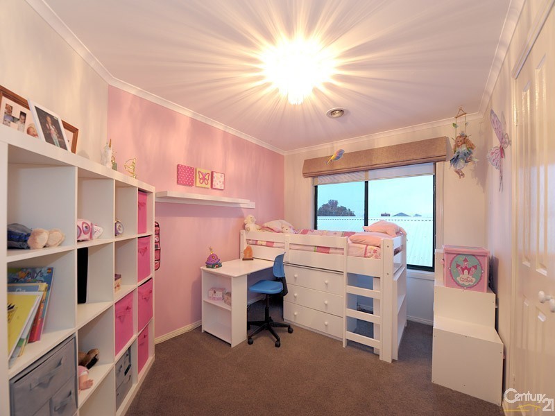 41 Kendall Drive, Narre Warren VIC 3805