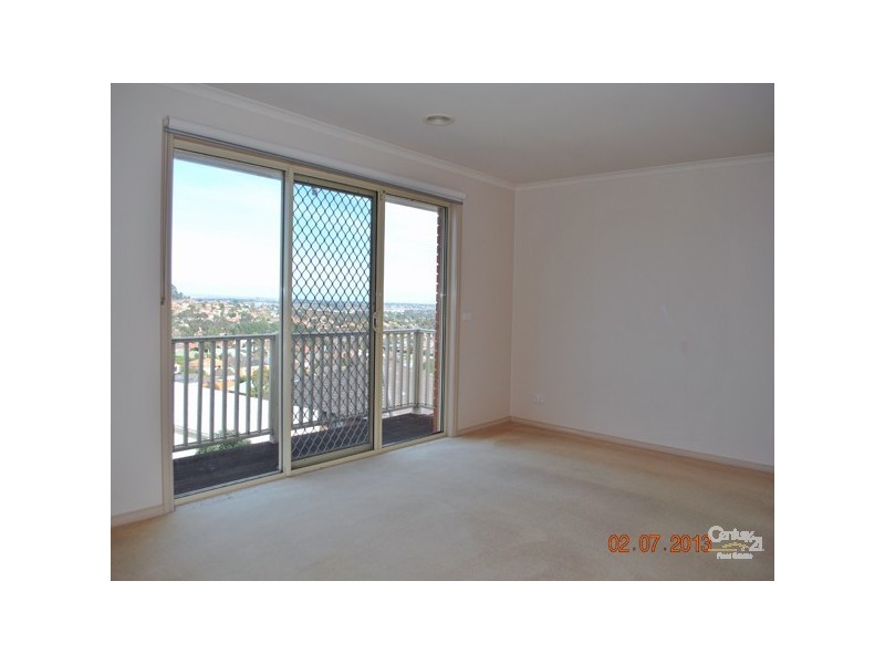 33 Milfull Court, Narre Warren North VIC 3804