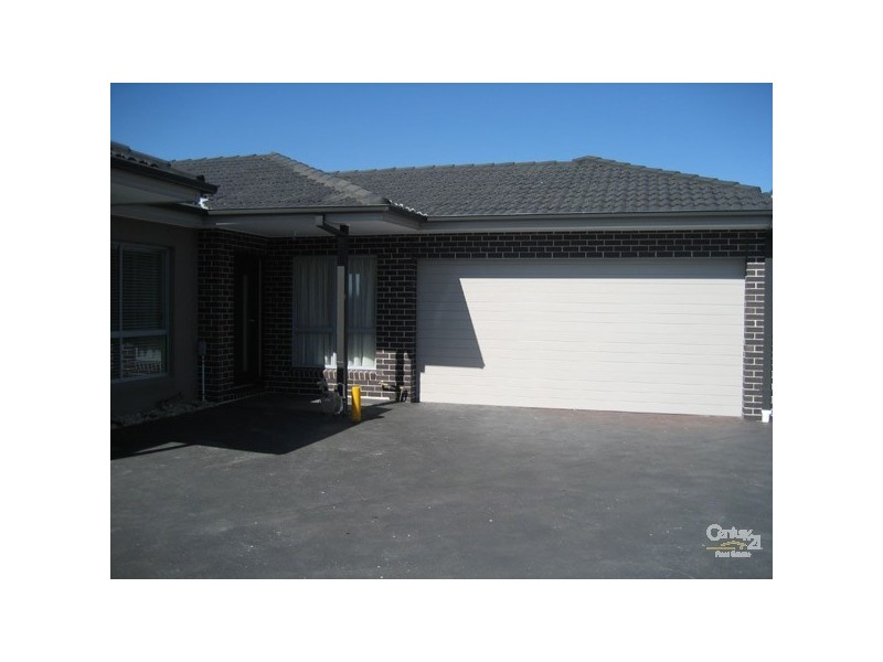 3/7 Roseville Court, Berwick VIC 3806