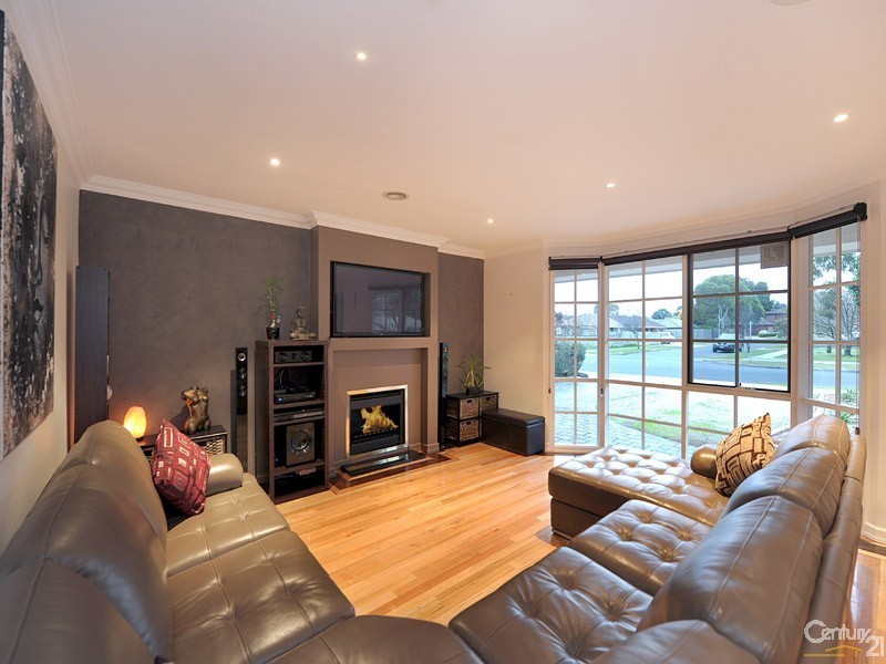 90 Prospect Hill Road, Narre Warren VIC 3805