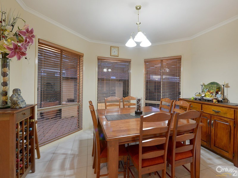 11 Brookville Court, Narre Warren South VIC 3805