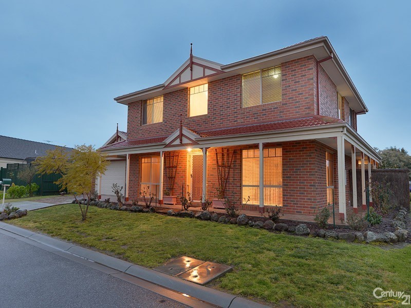 11 Brookville Court, Narre Warren South VIC 3805