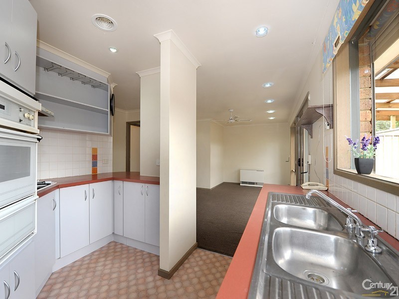 9 Hindmarsh Court, Cranbourne North VIC 3977