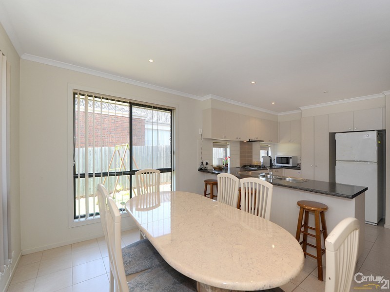 46a Golf Links Road, Berwick VIC 3806