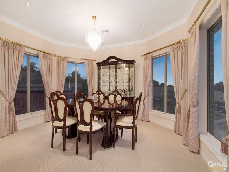 19 Ellesse Way, Berwick VIC 3806