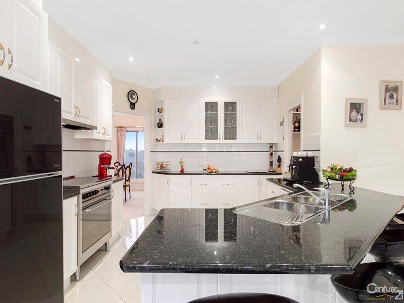 19 Ellesse Way, Berwick VIC 3806