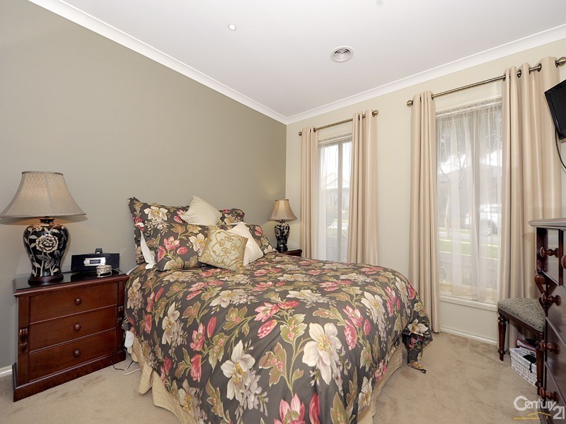 7 Monarch Road, Berwick VIC 3806