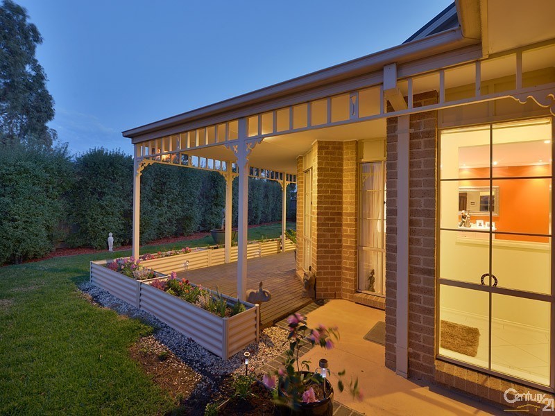 25 Ganaway Drive, Berwick VIC 3806