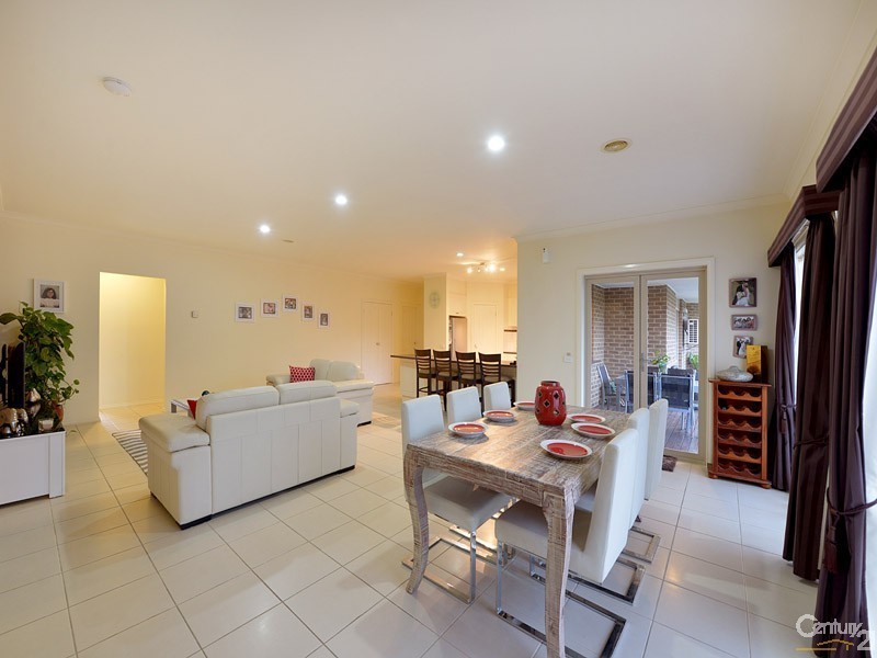 25 Ganaway Drive, Berwick VIC 3806