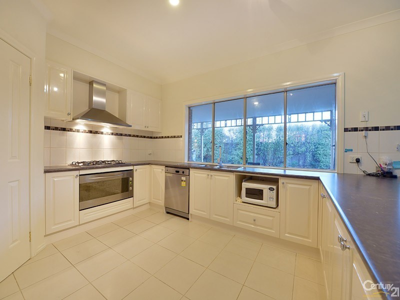25 Ganaway Drive, Berwick VIC 3806