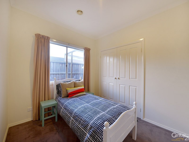 25 Ganaway Drive, Berwick VIC 3806