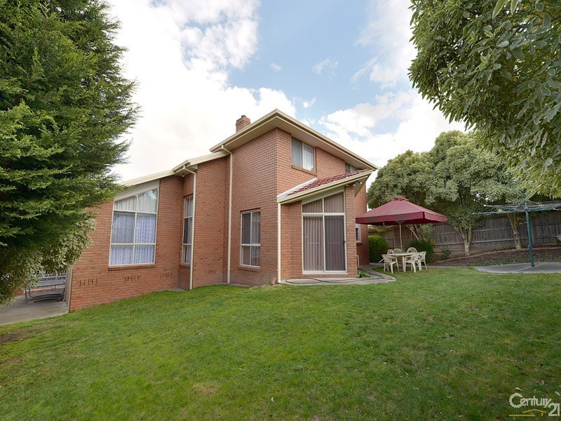 30 George Bass Avenue, Endeavour Hills VIC 3802